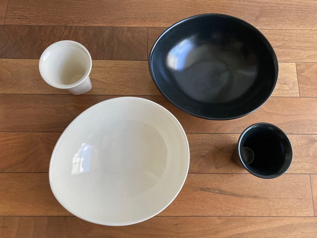 おしゃれ　サラダボウル　コップ　白　黒　セット　パスタ　和モダン食器　ペアセット