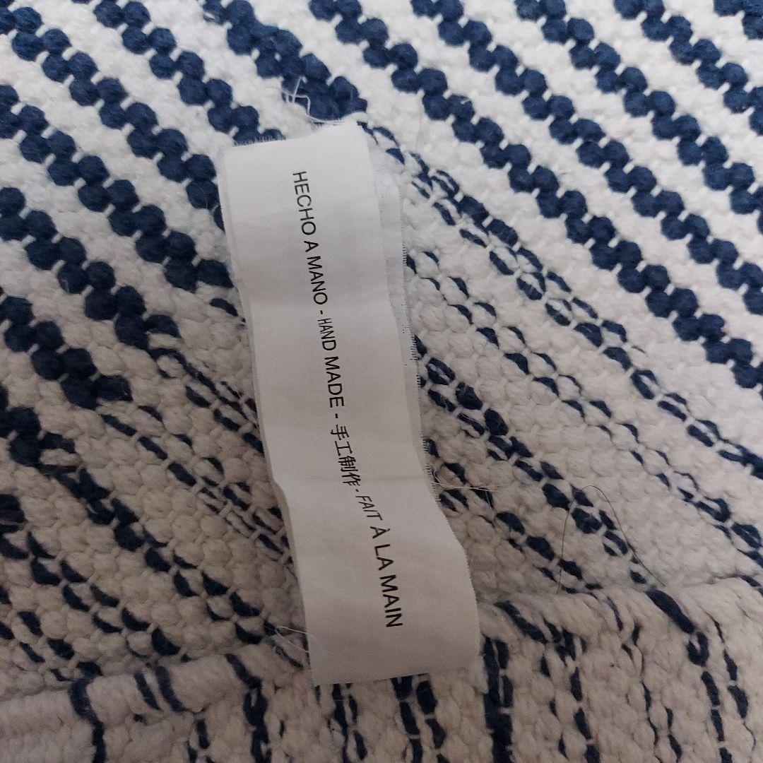ZARA  コットン製 白と紺ストライプラグ 150×200cm