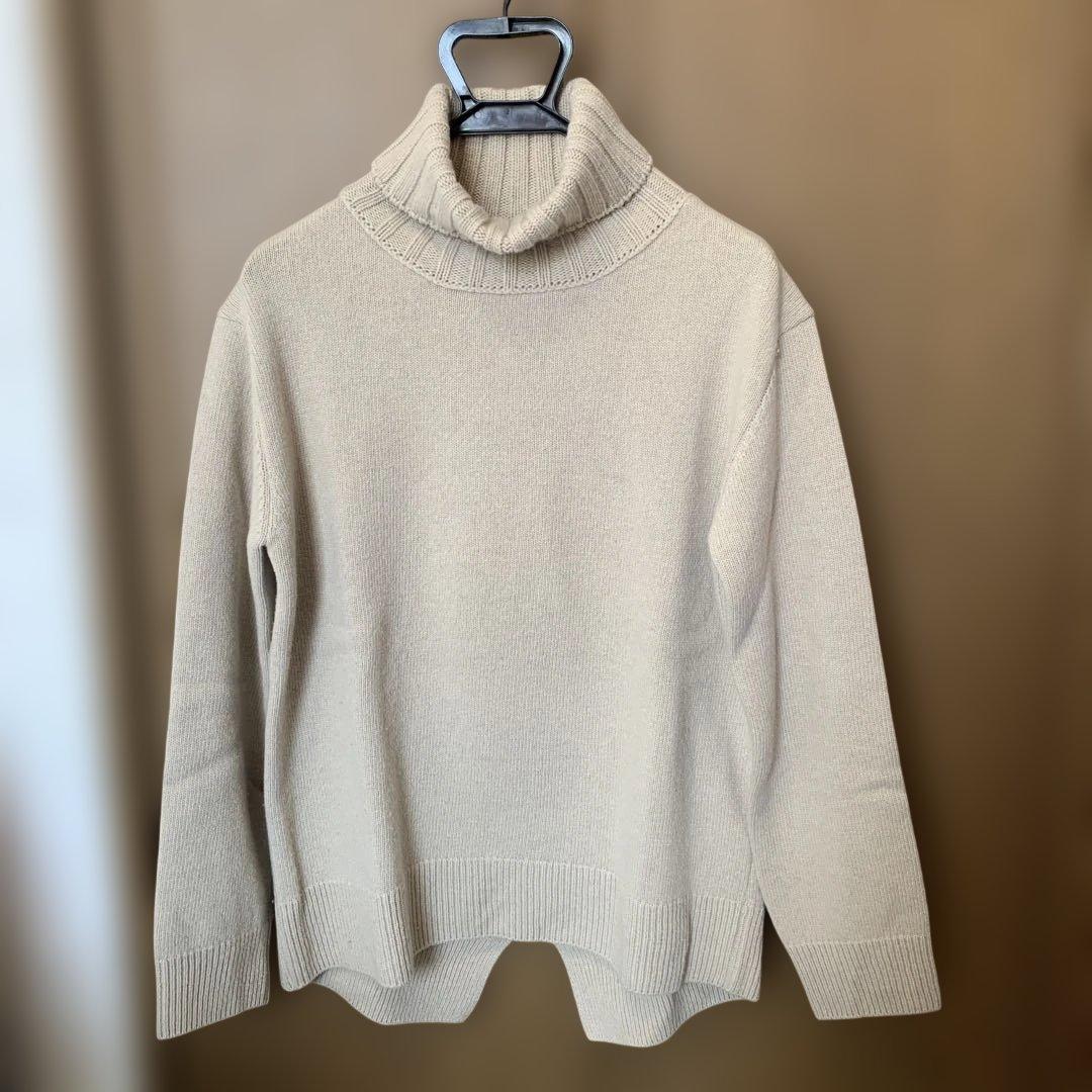 Jadeタートルネック ニット
