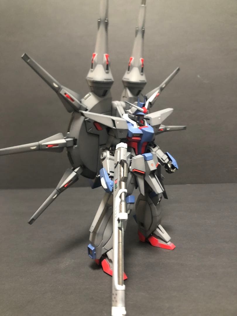 ガンプラ　HG レジェンドガンダム　全塗装完成品　ガンダムSEED バンダイ