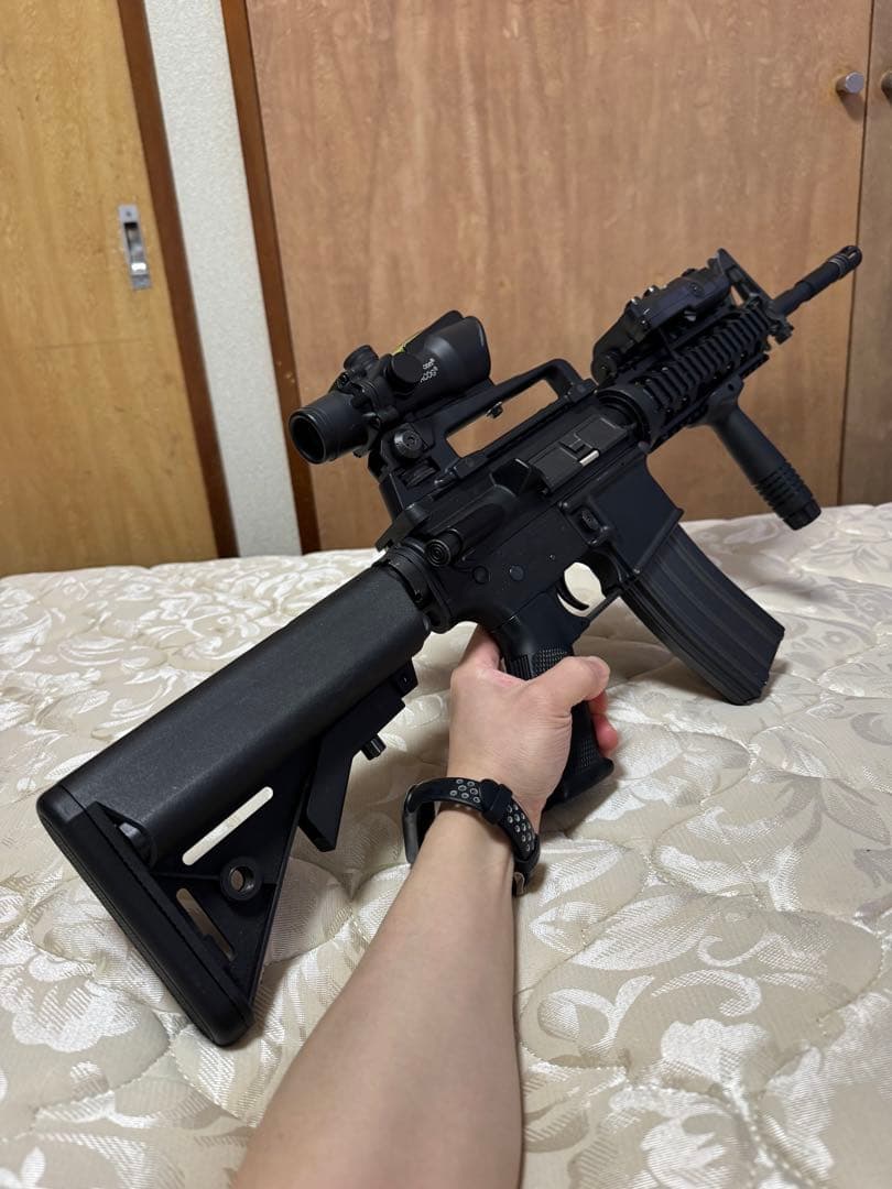 次世代電動ガン ブラック スコープ付き