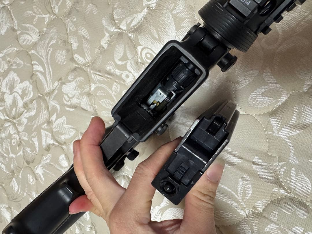 次世代電動ガン ブラック スコープ付き