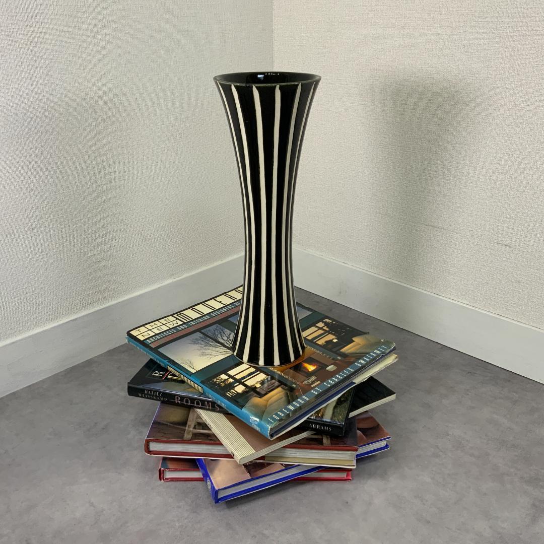 ヴィンテージ 陶器 ベース ストライプ ブラック×ホワイト 花器 花瓶