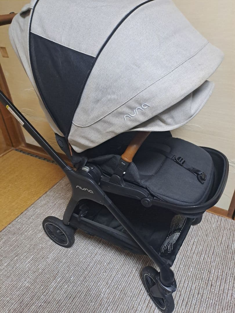 NUNA triv 8/12までの出品