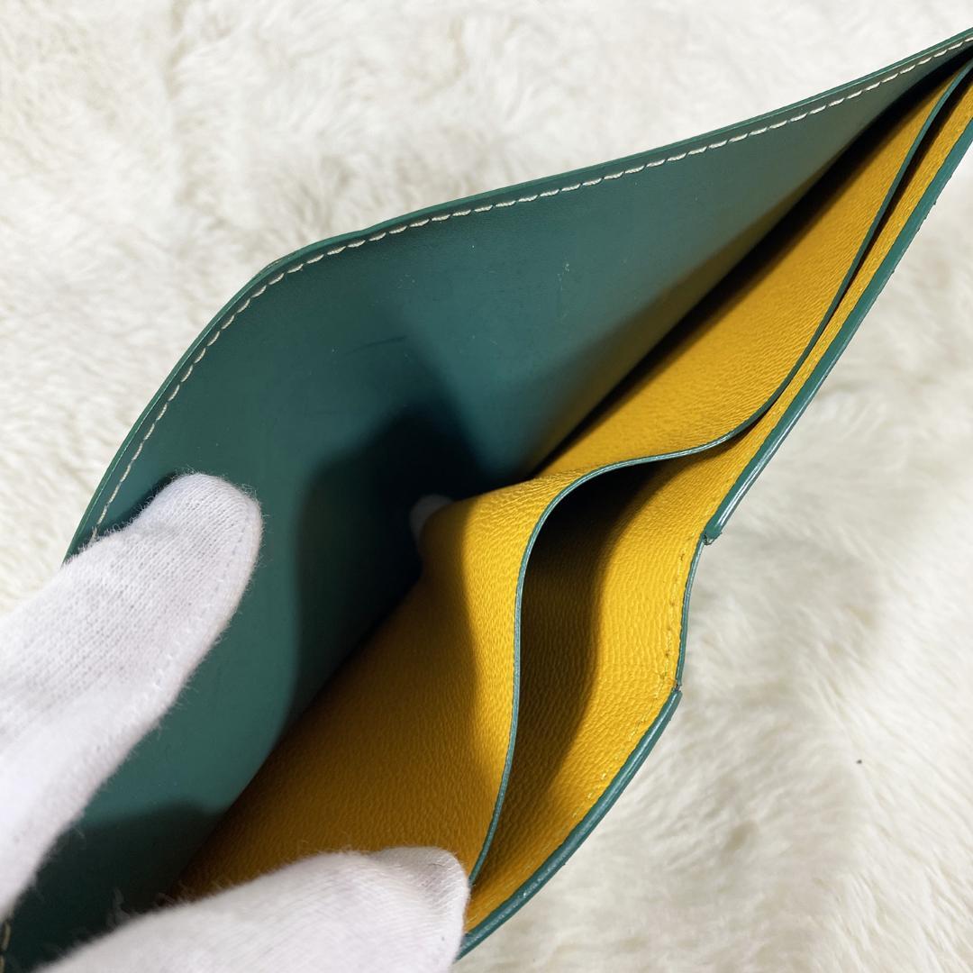 未使用近 GOYARD ヴィクトワール ウォレット 二つ折り財布 グリーン