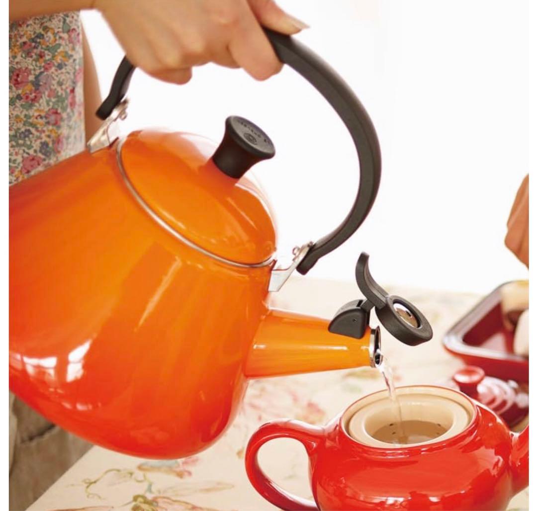 Le Creuset ル・クルーゼ　コーン ケトル ブルー新品未開封