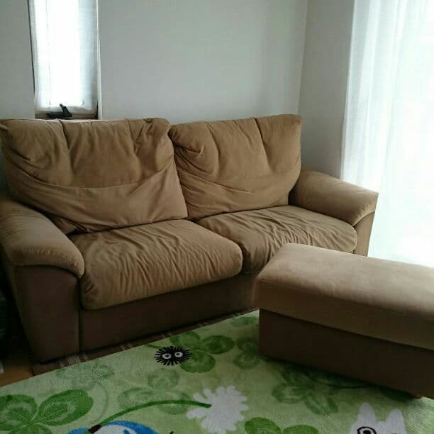 ★お値下げ★3人掛け肘ありソファとオットマン