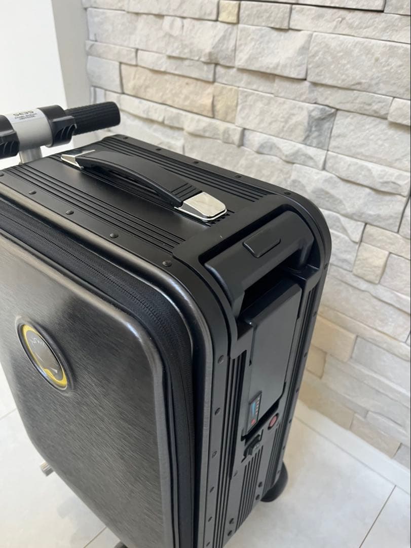 【極美品】Airwheel SE3S 電動スーツケース　正規品