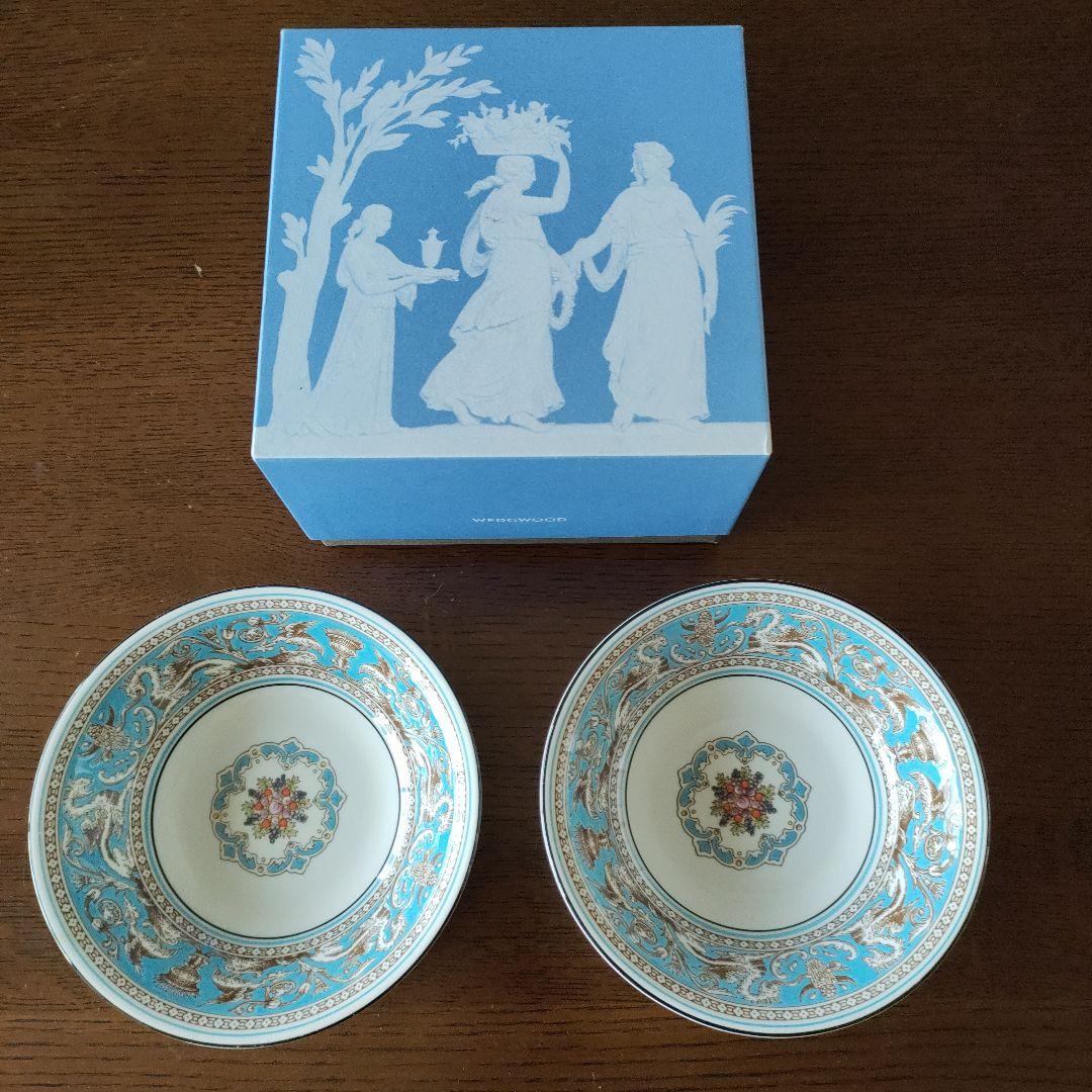 ウェッジウッド フロレンティーンTQサラダソーサー 16cm箱入