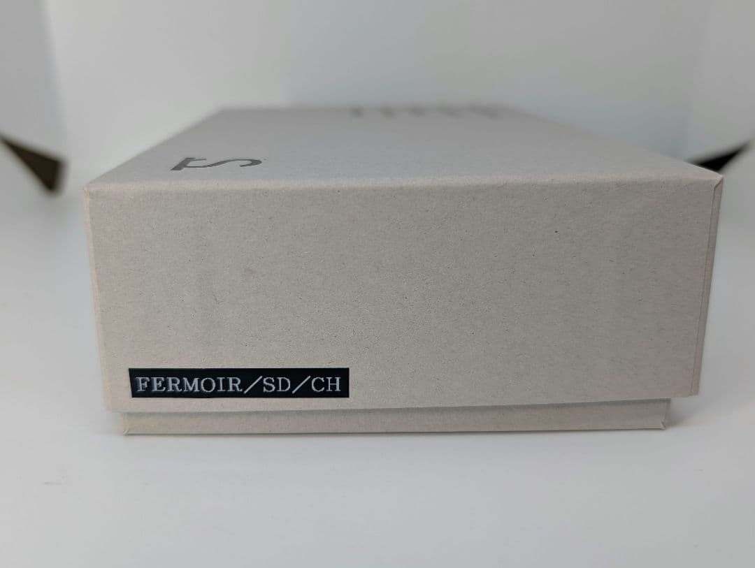 ワイルドスワンズ　FERMOIR