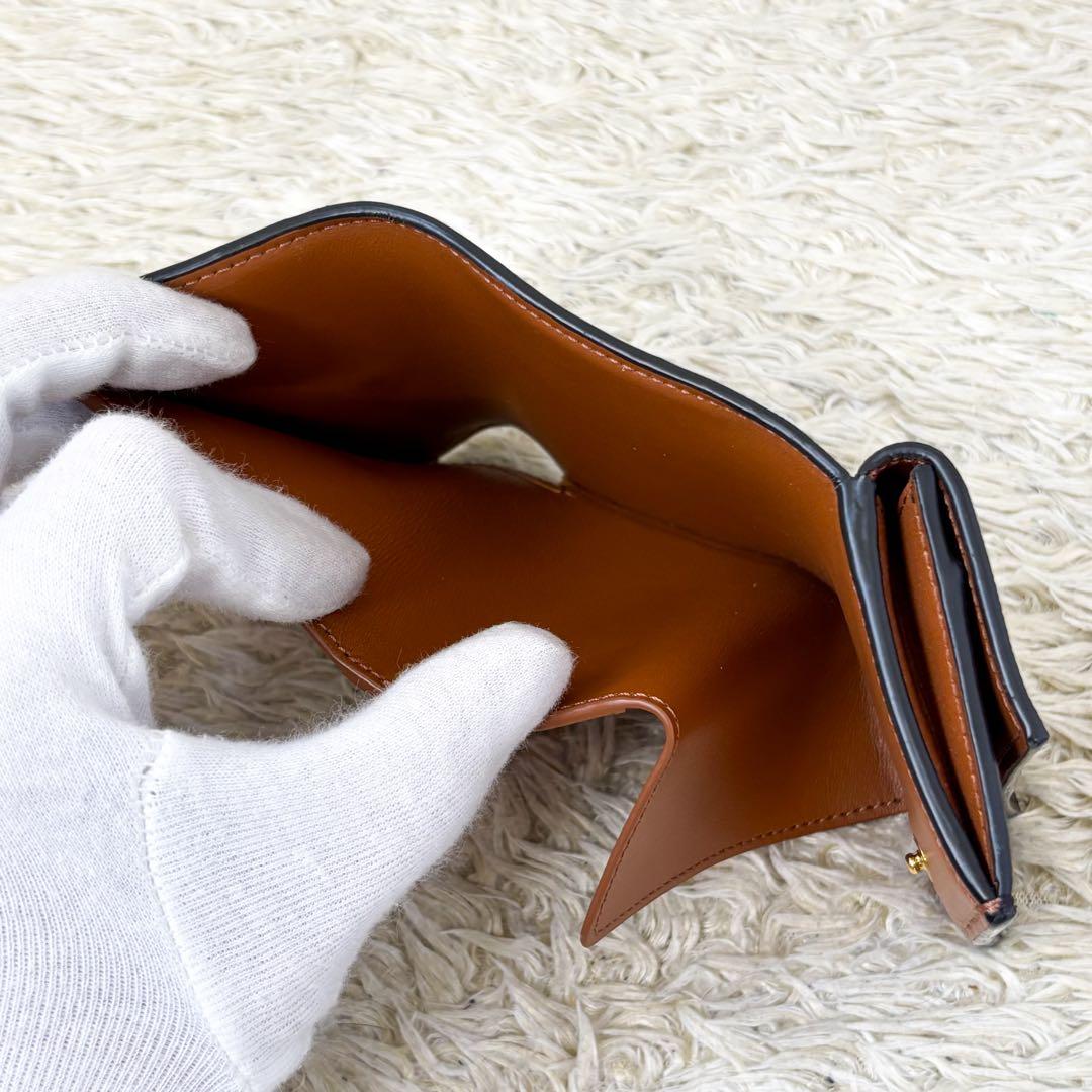 【極美品】セリーヌ 三つ折り財布 トリオンフ マカダム柄 コンパクトウォレット