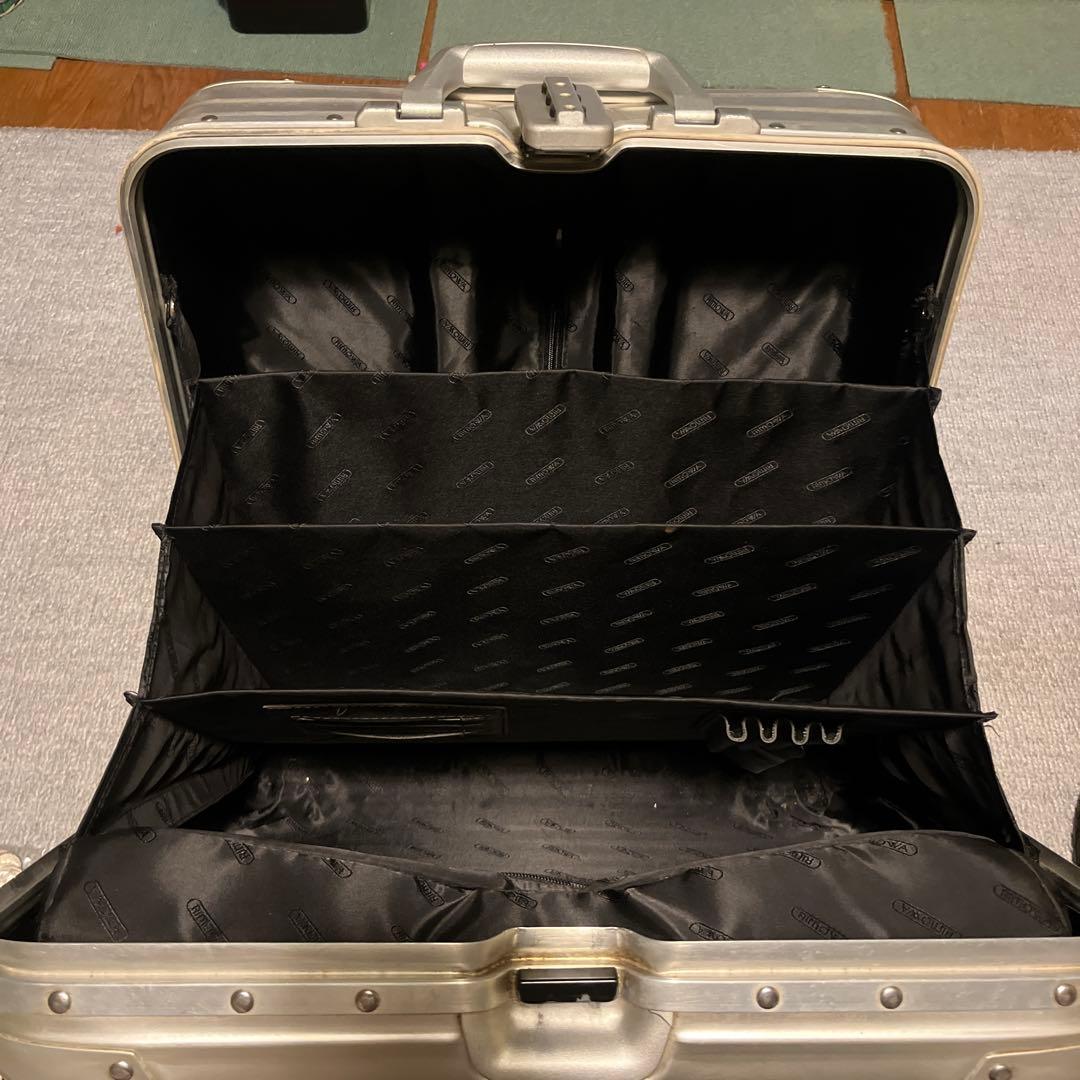 RIMOWAスーツケース