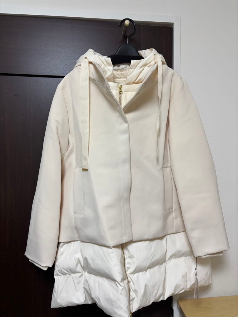 ヤマダヤ　クローブアイボリー フード付きダウンジャケット