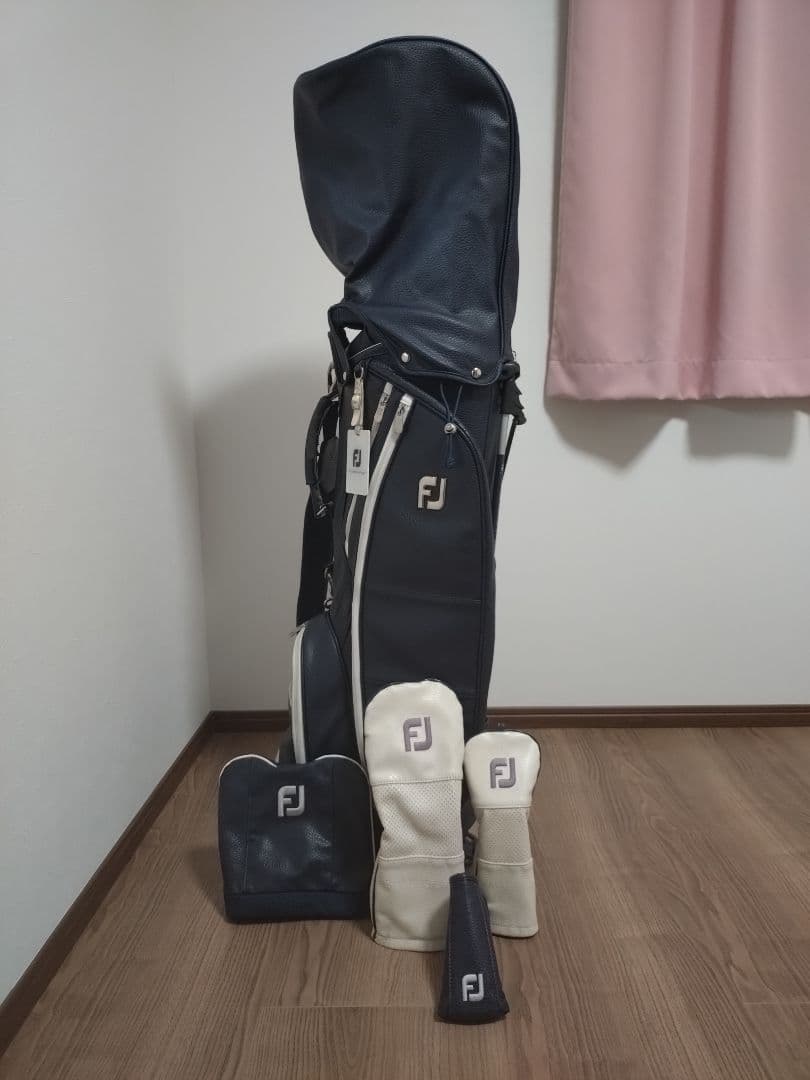 FJ フットジョイ　ネイビー キャディバッグ
