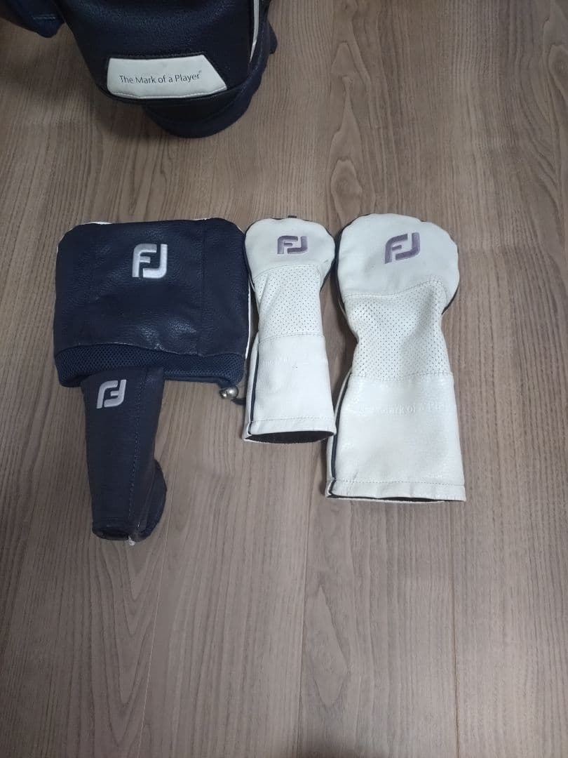 FJ フットジョイ　ネイビー キャディバッグ