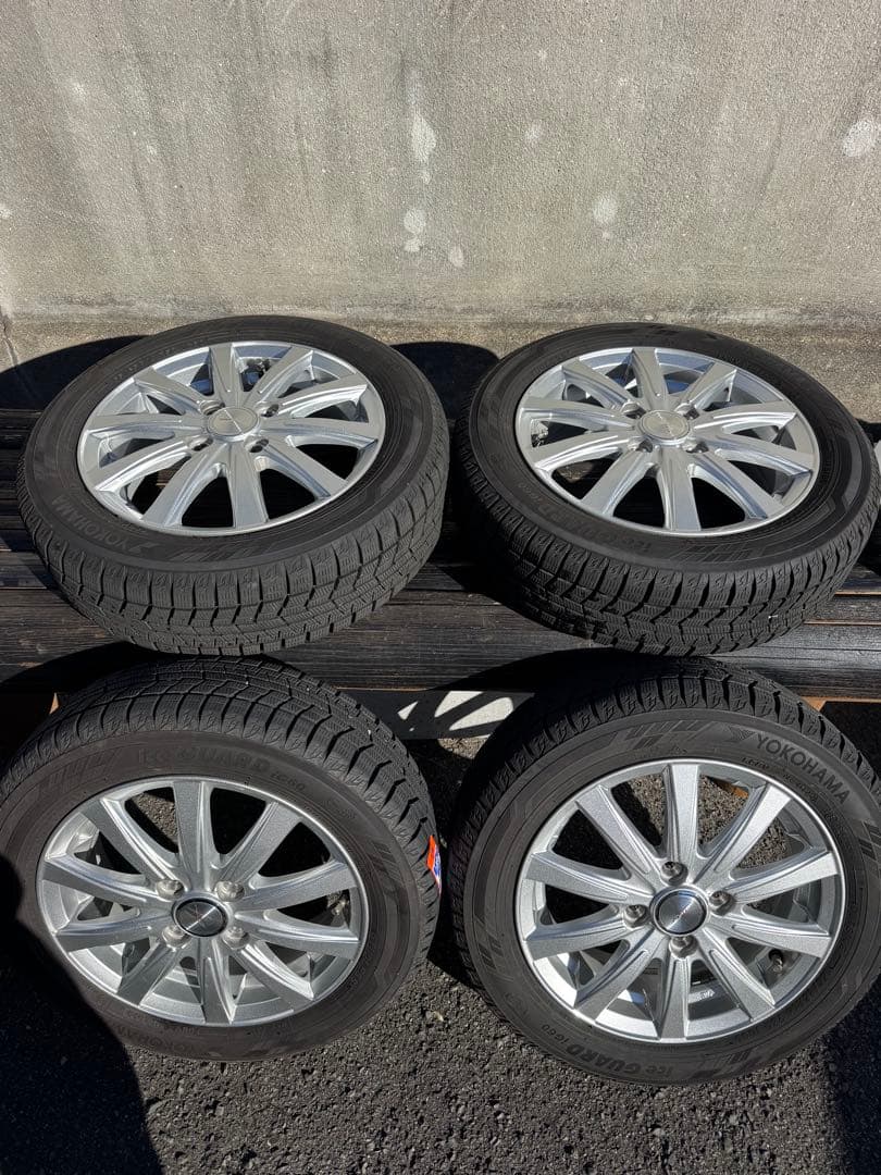 2022年製バリ山‼️軽自動車‼️155/65R14 スタッドレスタイヤ‼️ヨコハマ‼️