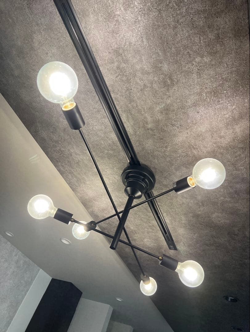 アストル　インターフォルム　シーリングライト　（電球込み）