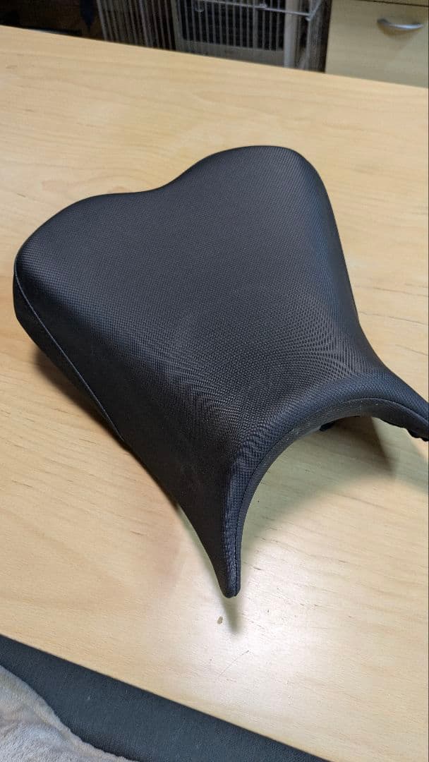 現行 Ninja 400　ハイシート 前傾が楽になります