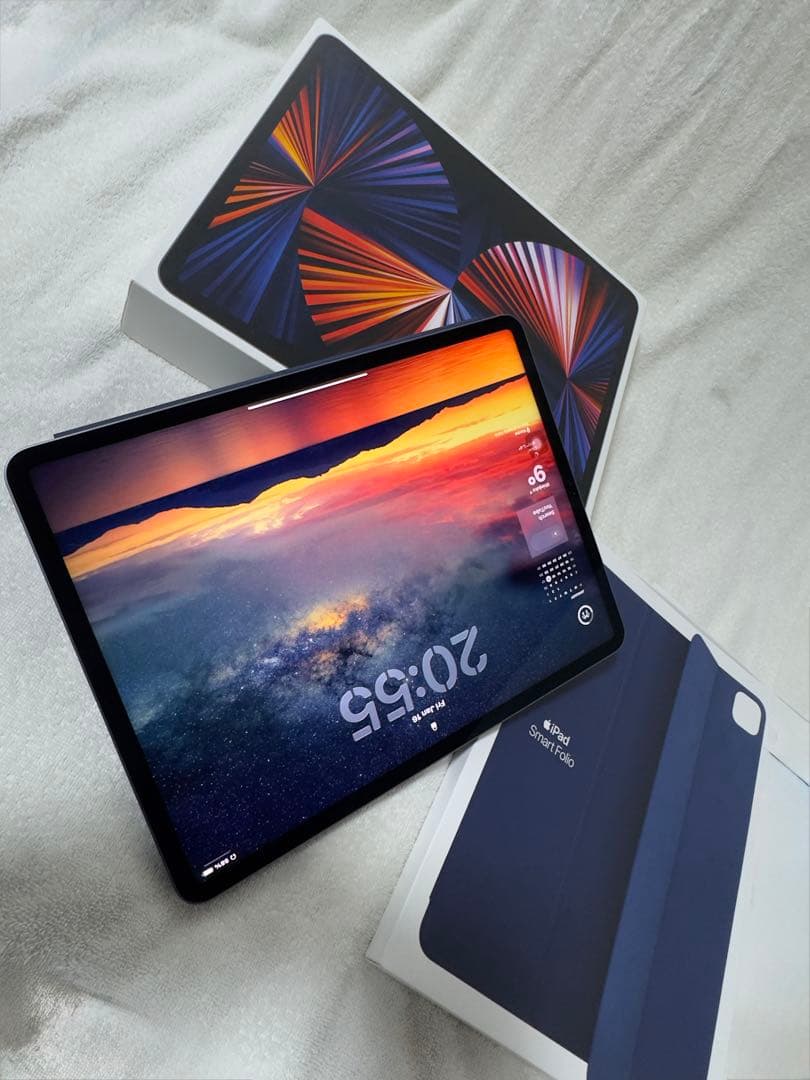 Apple iPad Pro 12.9インチ (第5世代) スペースグレー