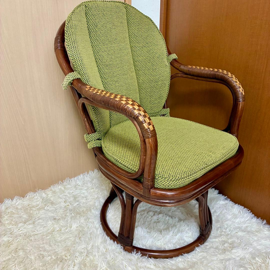 【極美品 】Kazama 籐 回転椅子 ラタン ハイチェア
