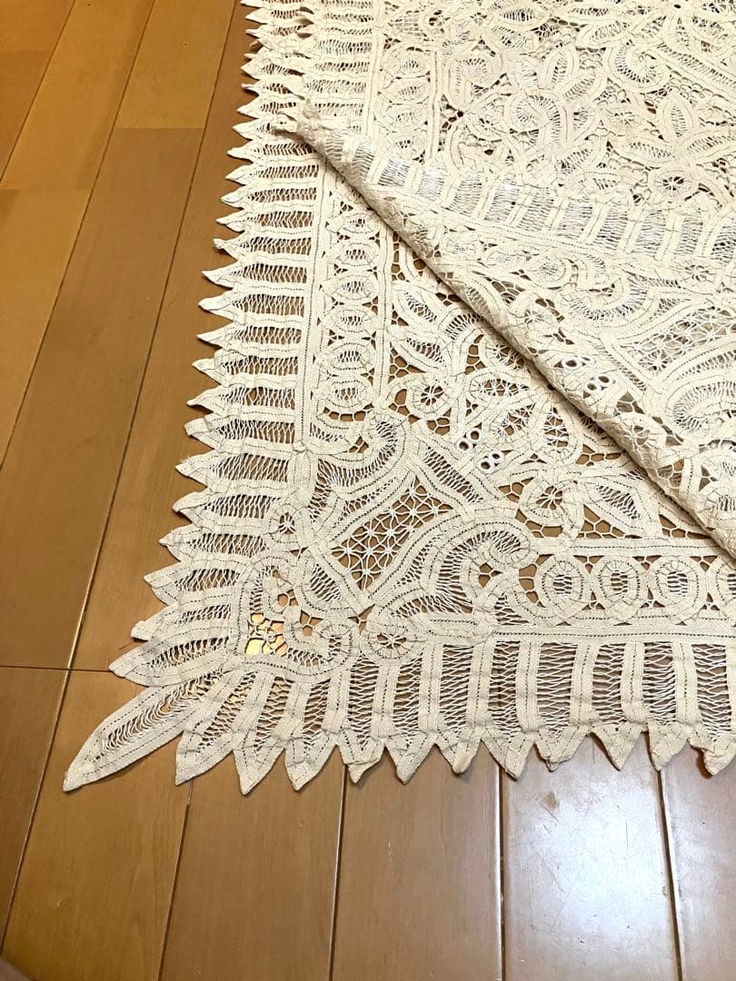 Vintage バテンレース　総レース　122x122 テーブルクロス