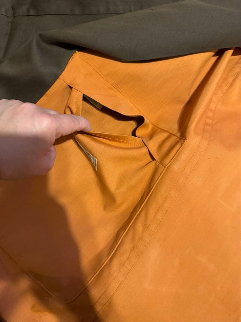 HERMESブラウン ステンカラーコート 内側オレンジ