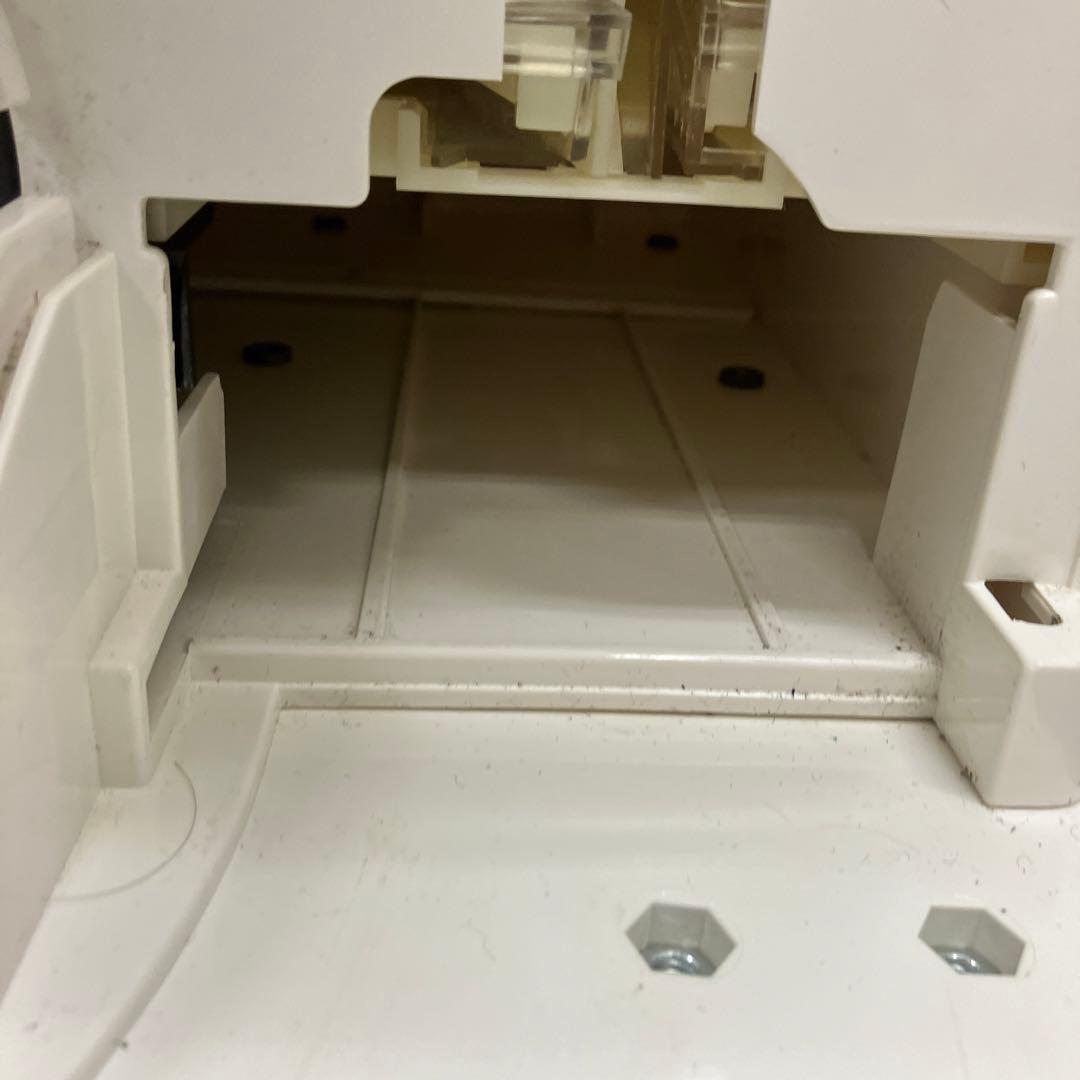 ガチャガチャ カプセルステーション 10円・100円対応 鍵付き　キャスター付き