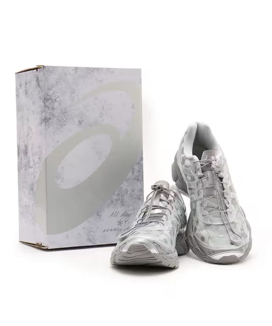 Cecilie Bahnsen × AsicsコラボGel-Cumulus 16