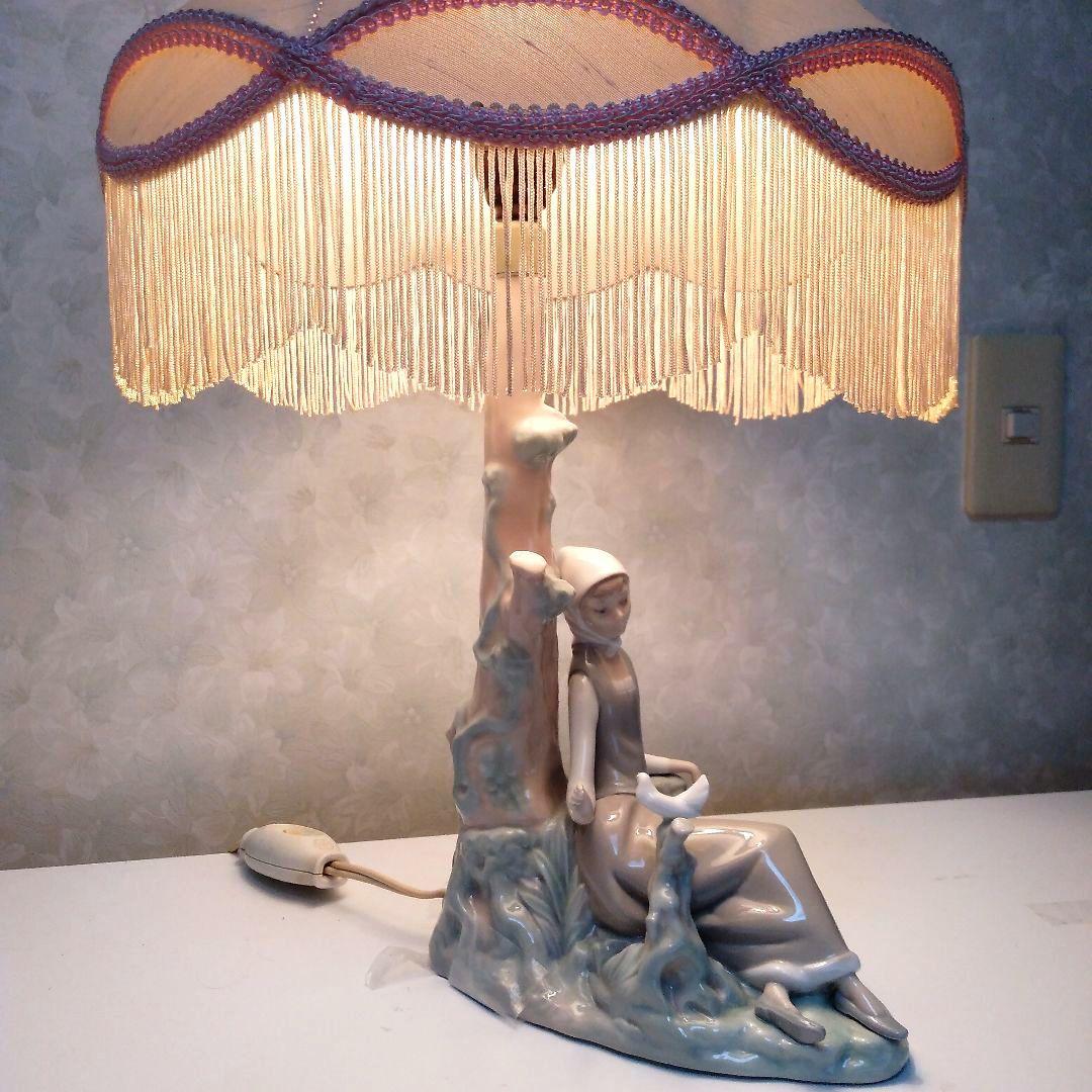 激レア❤リヤドロ　LLADRO ランプ　リヤドロランプ　鳩と少女　フィギュリン
