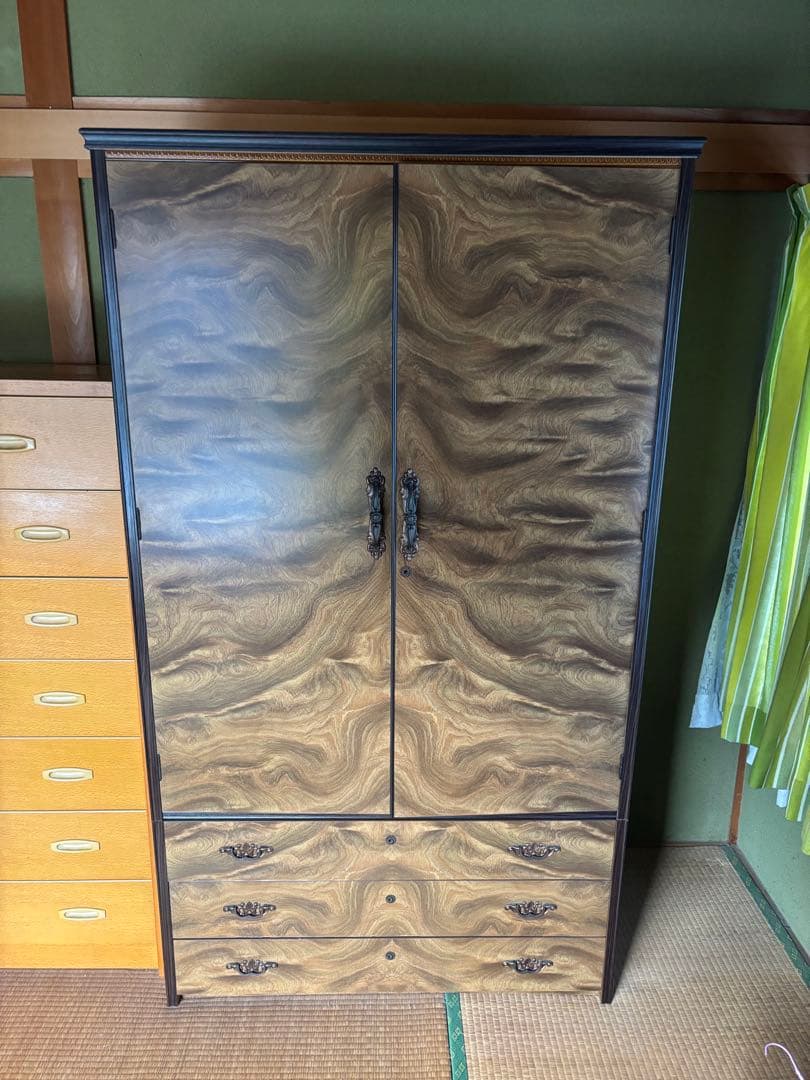 木目調 両開き収納キャビネット