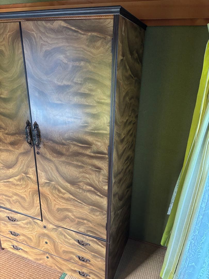 木目調 両開き収納キャビネット