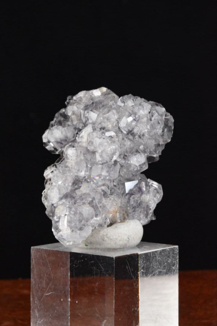 中国湖南省上堡(Shangbao)鉱山産 パープルフローライト