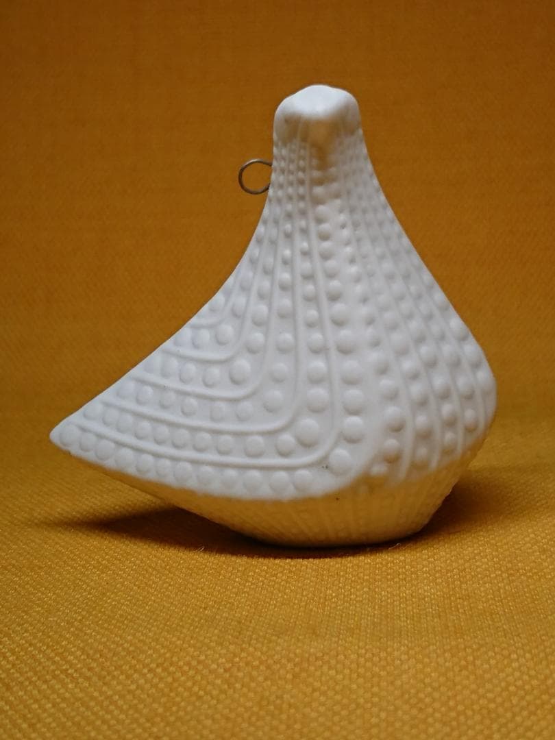 トリ　鳥　白磁　オブジェ　置物　インテリア　工芸品　美術品　A1263