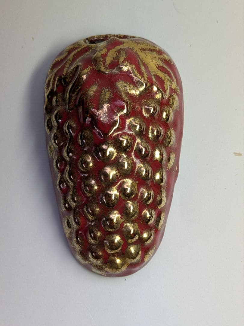 【真　作】上野焼、高鶴元作、『金彩葡萄型掛花入』、銘「元・GK」有、共布、共箱、