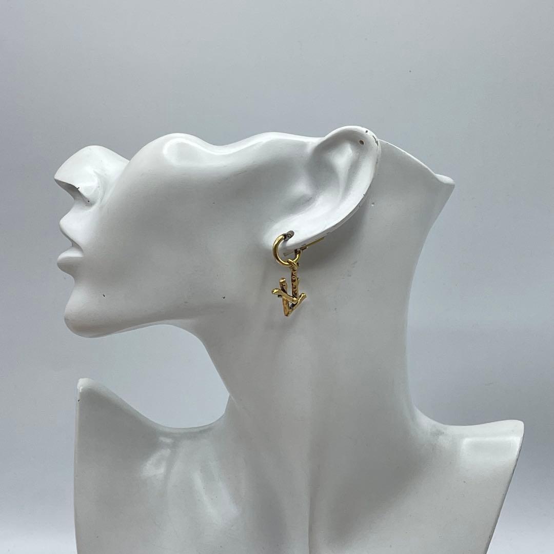 【超美品/希少】ルイヴィトン　ピアス　ゴールド　燻　片耳　MP2454 LVロゴ