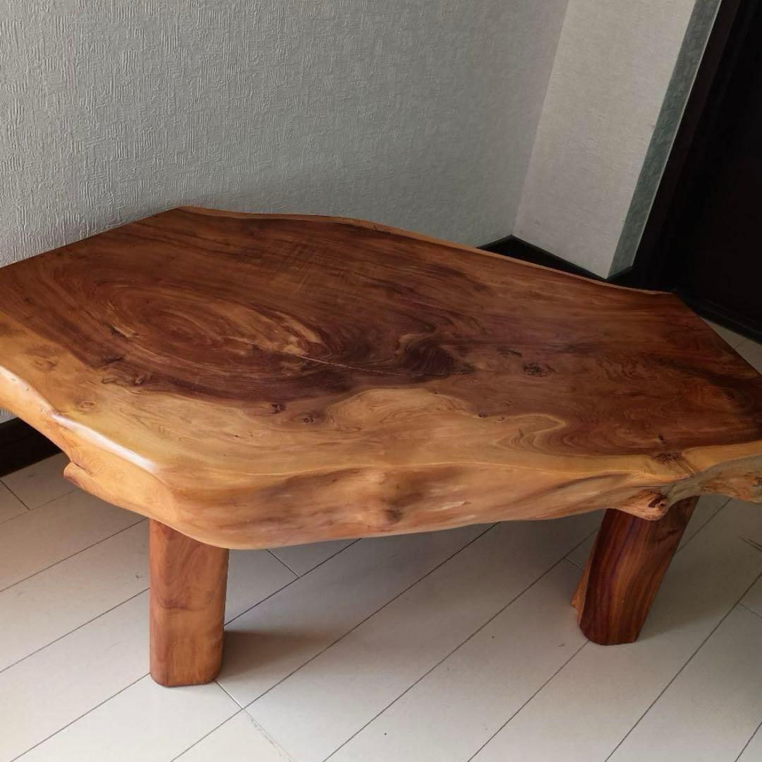 一枚板　ローテーブル　無垢材 不規則形 座卓