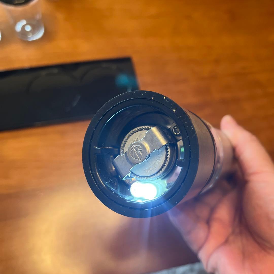 プジョー 電動ミル 本体2つ＋トレイ＋ミルスケール2つのセット、箱と取説なし