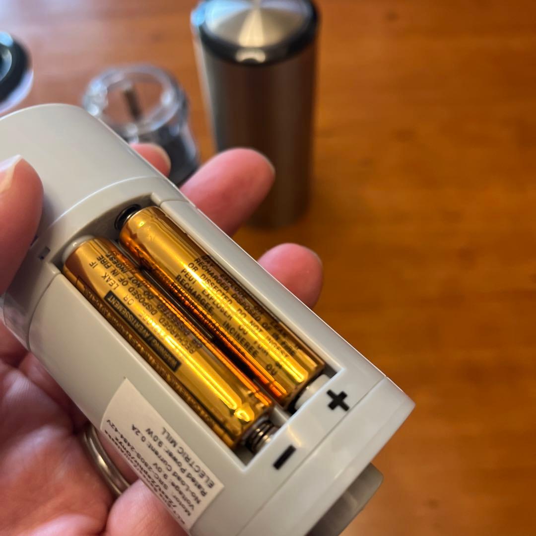 プジョー 電動ミル 本体2つ＋トレイ＋ミルスケール2つのセット、箱と取説なし