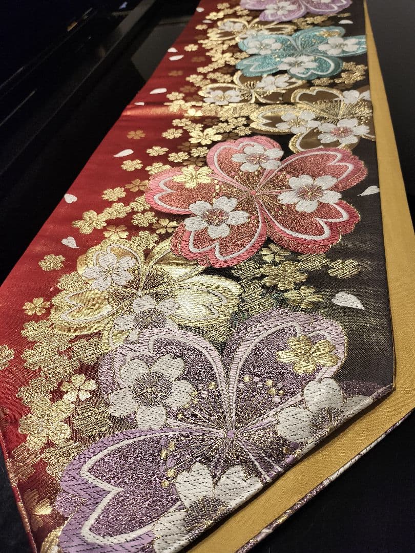 A958★逸品‼️豪華刺繍‼️ひな祭り‼️テーブルランナー2m2cm