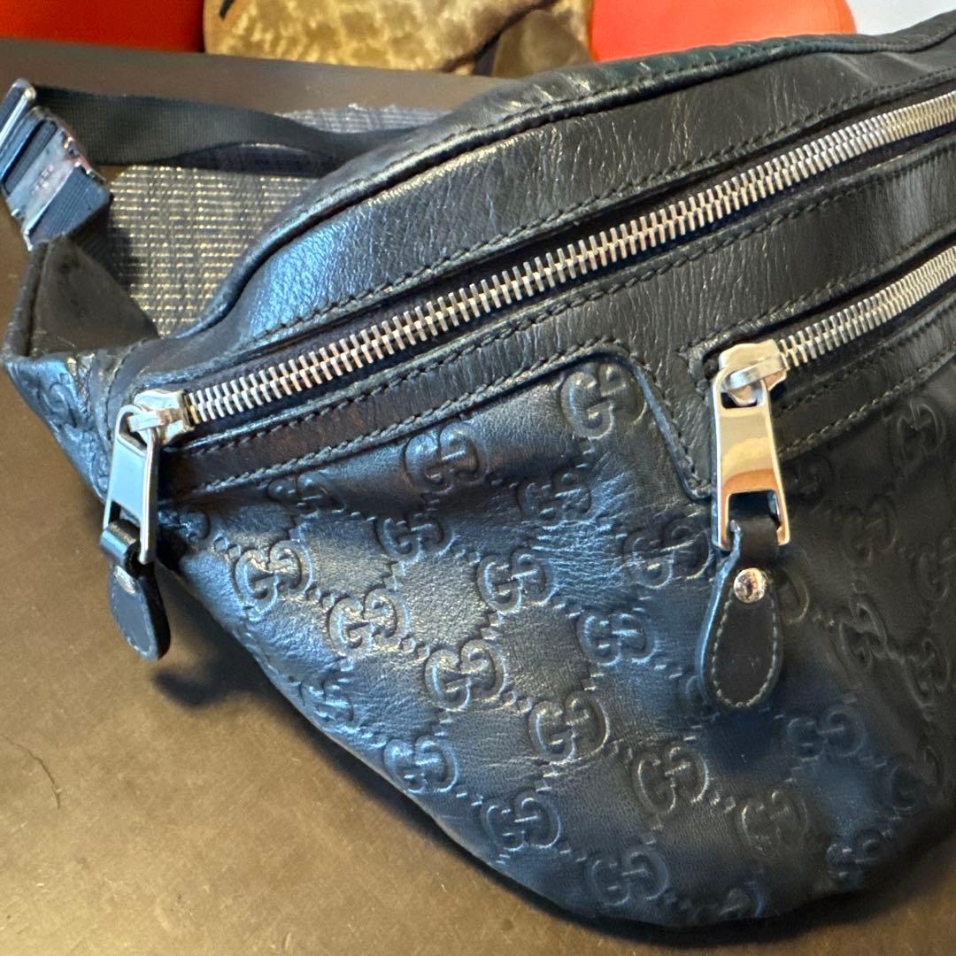 グッチ シマレザー ボディバック 難あり