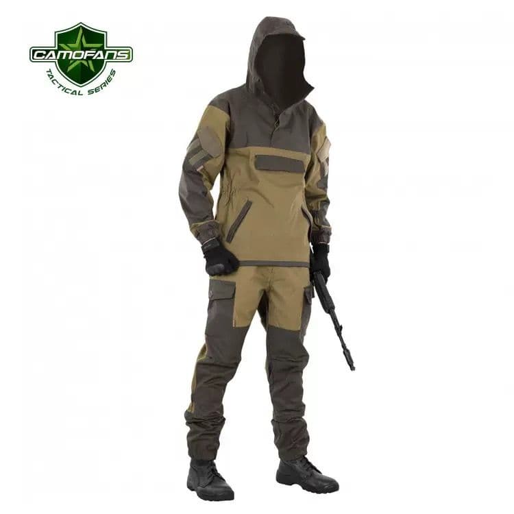 ザリガメ　カーキ色の上下セット、サイズ52-54（3-4）