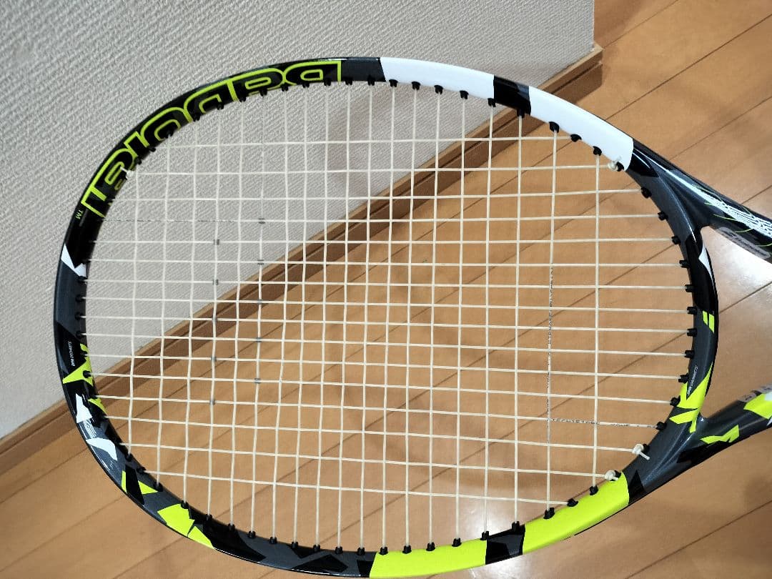 Babolat Pure Aero　ピュアアエロ　テニスラケット