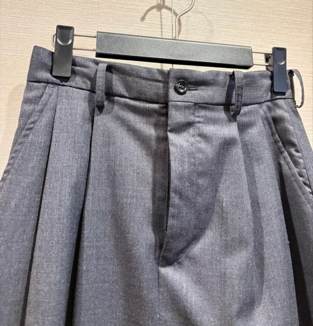 極美品　HOLIDAY ホリデイ　WOOL 2TUCK SKIRT スカート