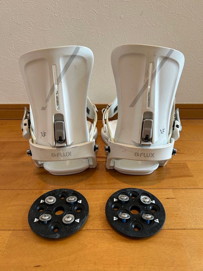 FLUX XF Mサイズ　ホワイト