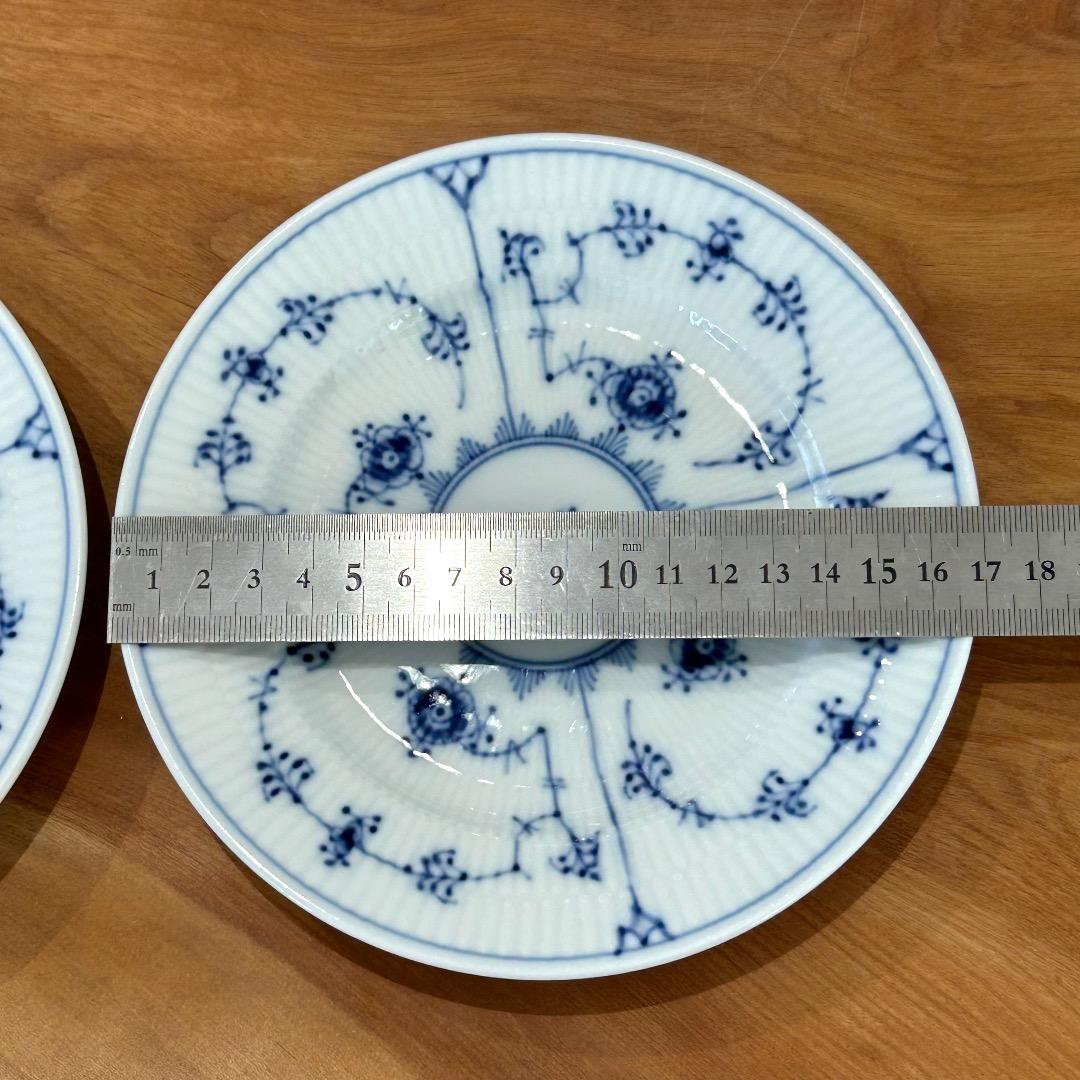 ロイヤルコペンハーゲン②★同一サイン２枚組プレイン★１7cmケーキ皿★美品