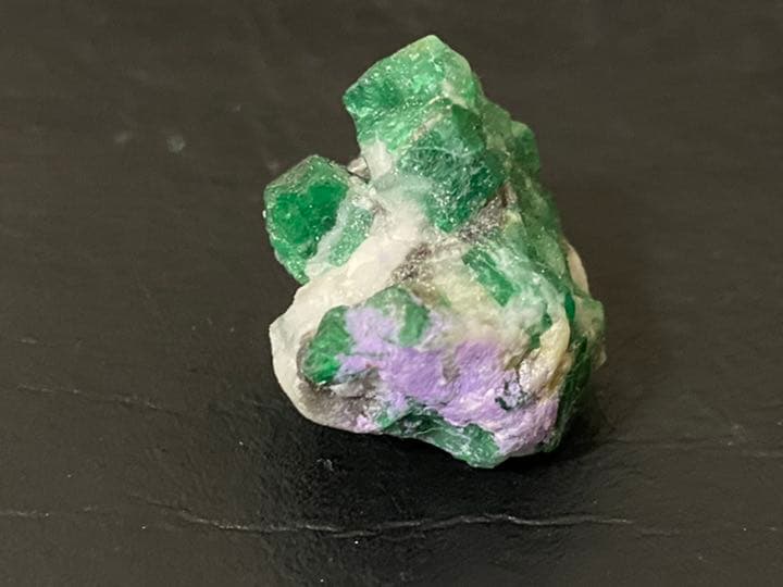 エメラルド　11g