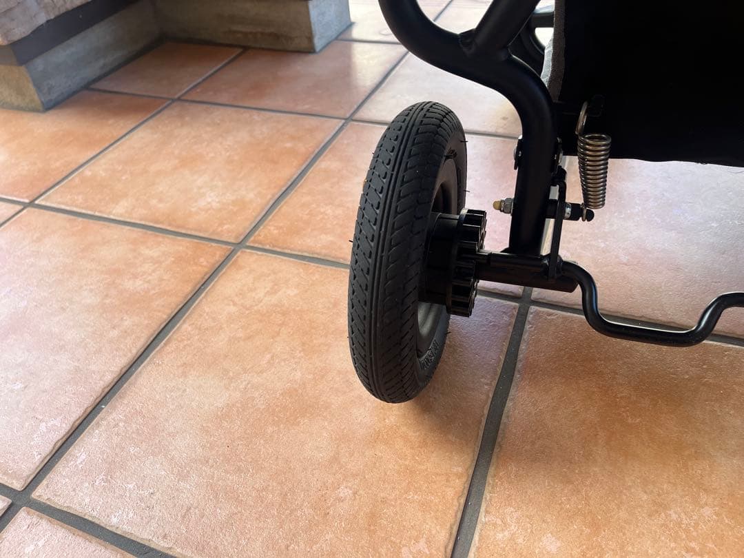 エアバギー　ココダブル　グレー