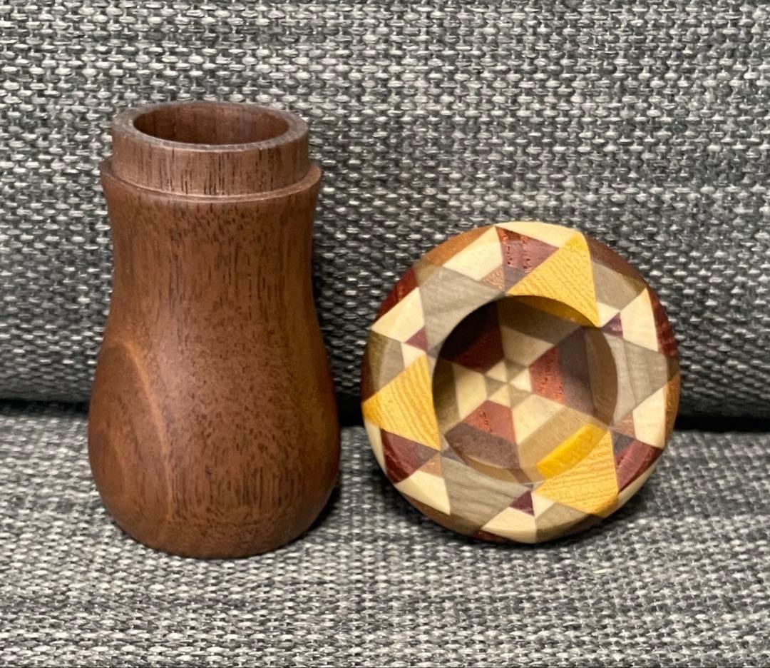 木製きのこ　楊枝入れ　寄木細工