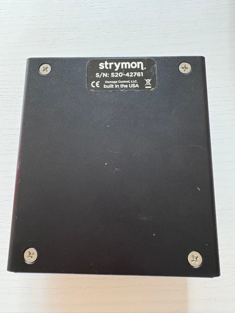 Strymon IRIDIUM アンプ & IR キャビネット