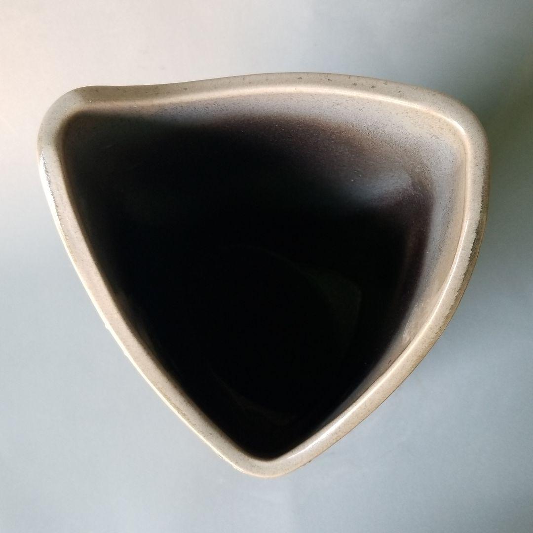 信楽焼傘立て  トライアングル 高さ４５cm